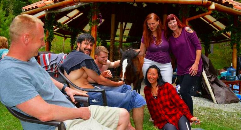 group with horse gaia sagrada b 768x416