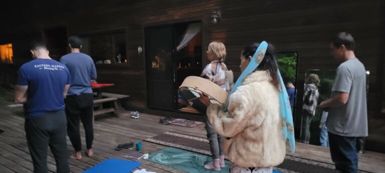 received 627515425514622 768x346