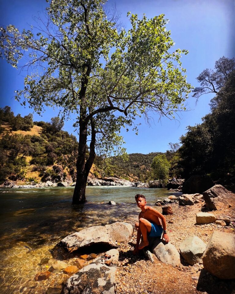 9830A9CB 2550 47B0 8582 35E7D583B11B 768x959