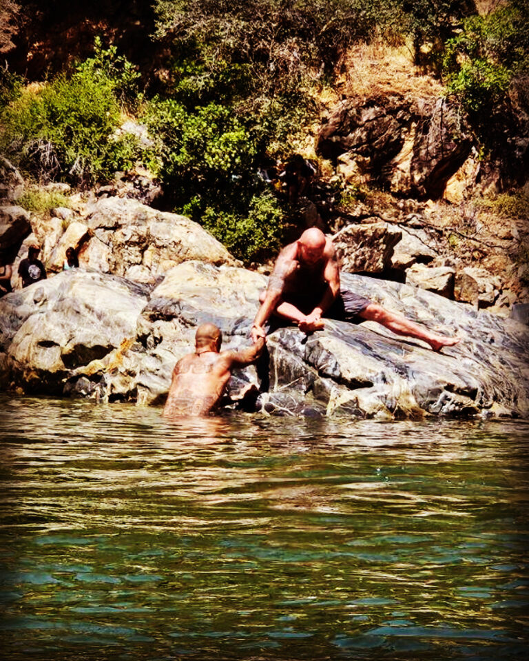 F15D08A1 ED79 42EE 90D4 C2D5767AFE77 768x959