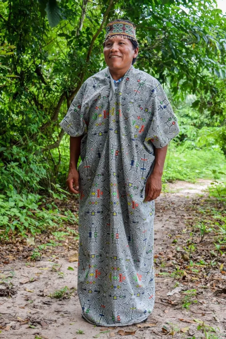 img 5 1697673221635 768x1152