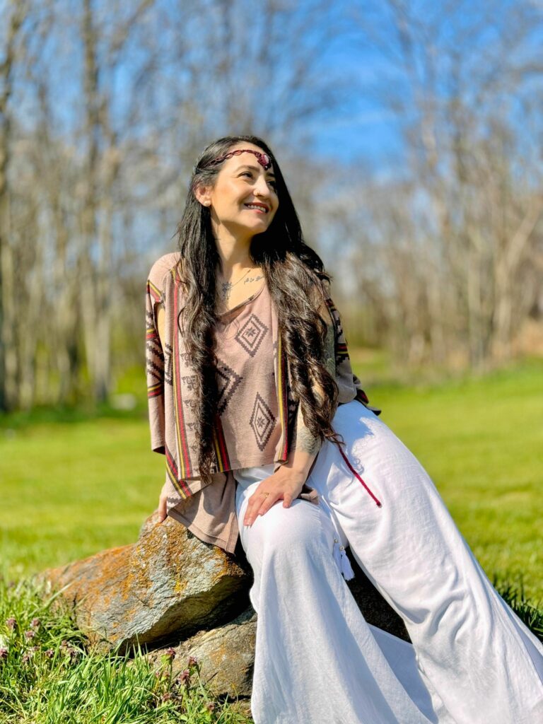 30be1a72 b866 45a5 8f3c 340348bd87c3 768x1024