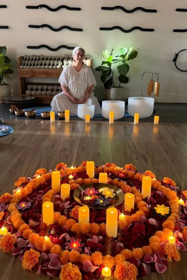 joannschermerhorn2Cfounderandceoofcarriedsounddoingaprivantevent 768x1152